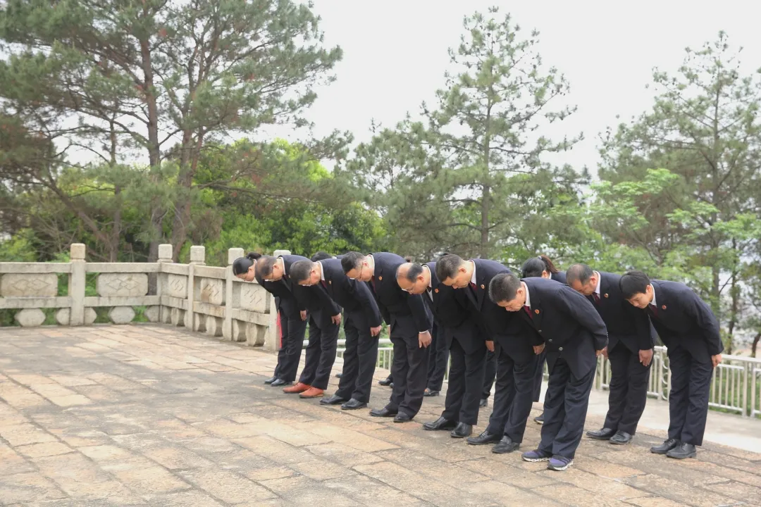 <藤检微第593期>队伍教育整顿|缅怀革命先烈,筑牢政治忠诚,藤县检察院开展队伍教育整顿学习教育活动