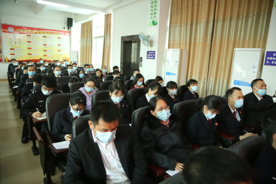 队伍教育整顿|藤县人民检察院组织全体干警参加学习习近平法治思想系列讲座