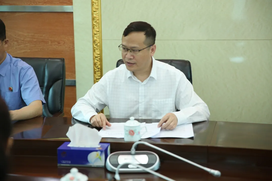队伍教育整顿|藤县检察院召开队伍教育整顿领导小组第二次会议,形式多样开展队伍教育整顿工作