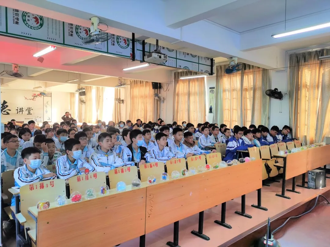 我为群众办实事|藤县人民检察院禁毒宣传走进藤州中学