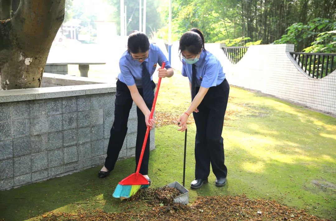<藤检微第762期>五四精神 传承有我——藤县检察院青年庆祝建团100周年