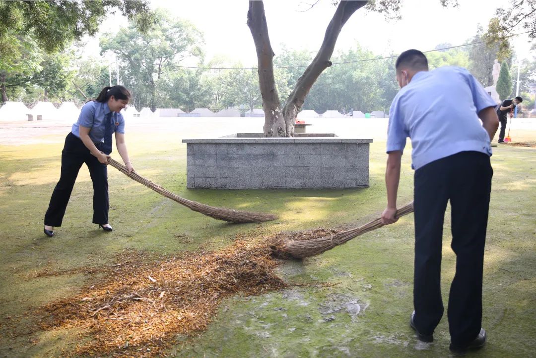 <藤检微第762期>五四精神 传承有我——藤县检察院青年庆祝建团100周年