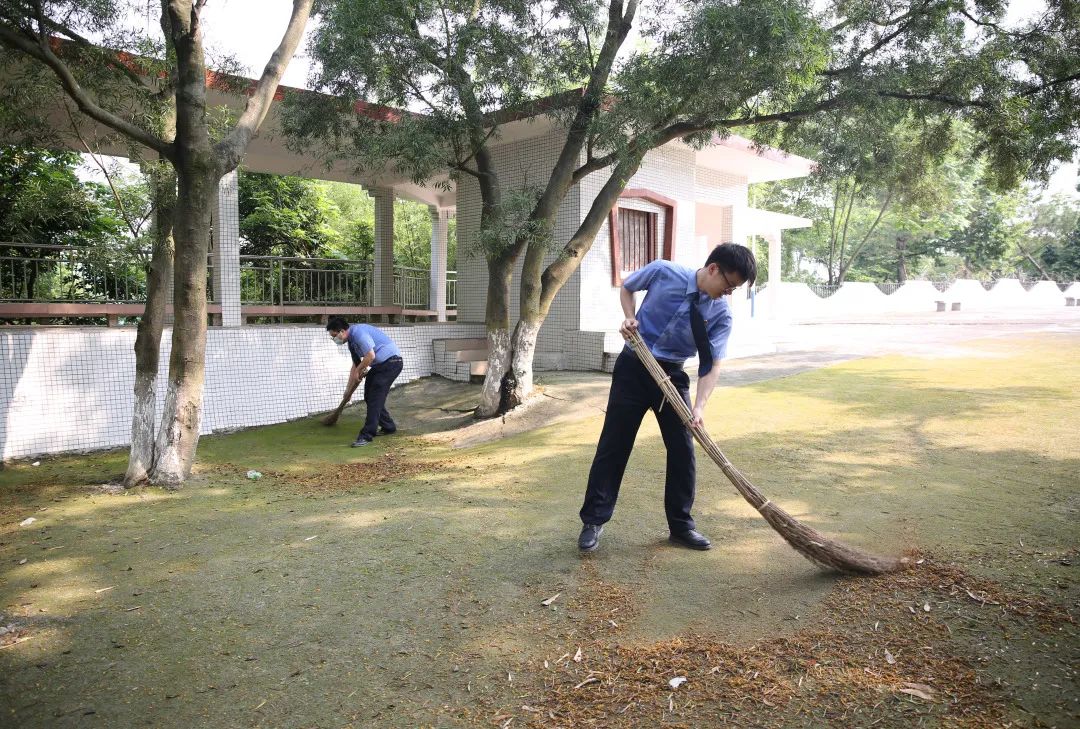 <藤检微第762期>五四精神 传承有我——藤县检察院青年庆祝建团100周年