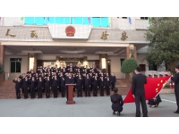 与法同行，精彩呈“宪