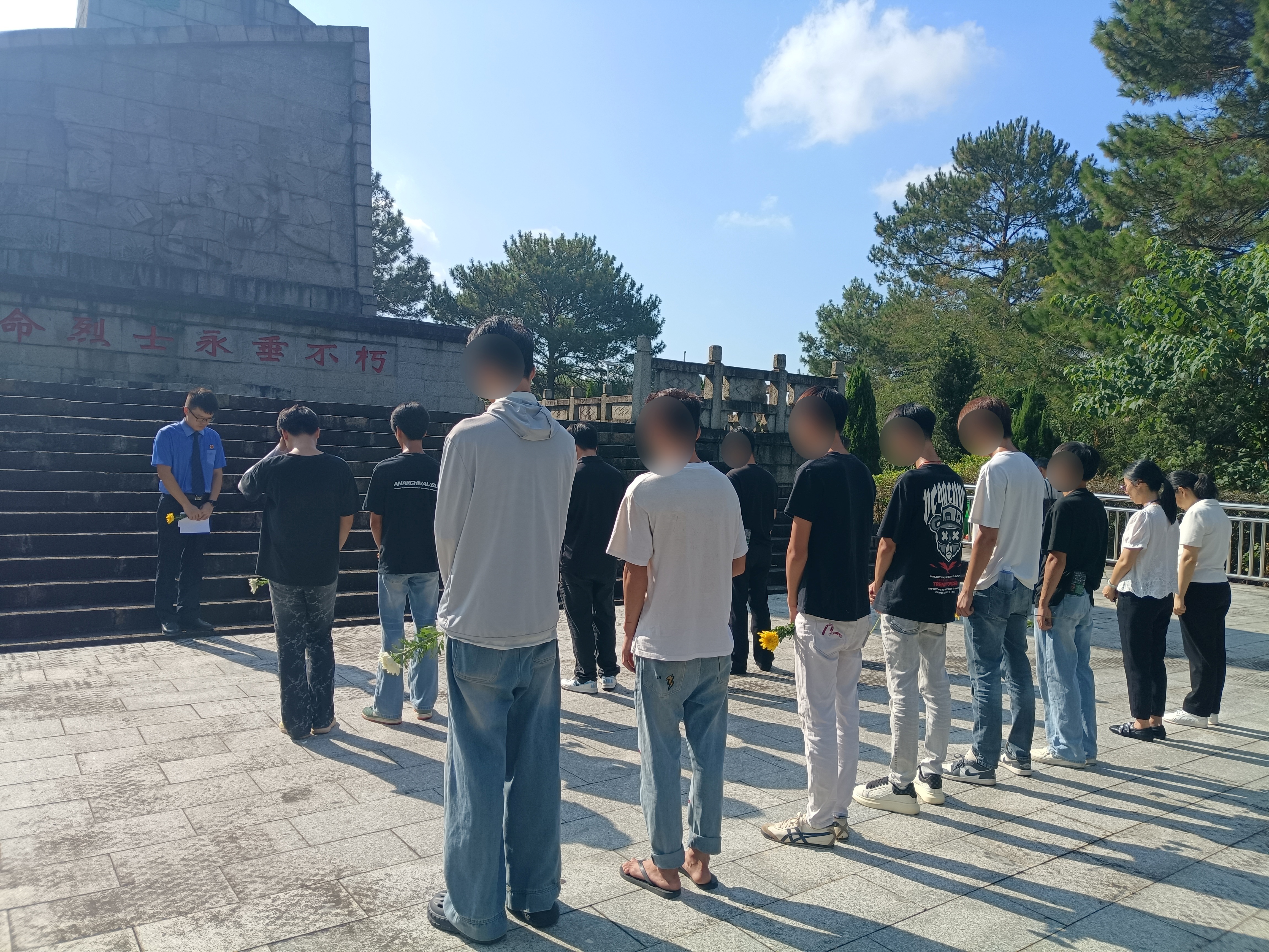 英烈铸初心 法治引归途 ——藤检“清源”工作室联合多部门开展罪错未成年人主题帮教活动
